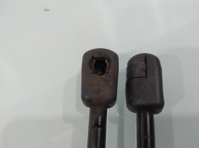 VOLVO 31278769 Амортизатор капота в наличии Винница