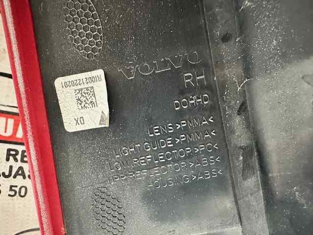 VOLVO 31283340 Фонарь задний правый в наличии Запорожье