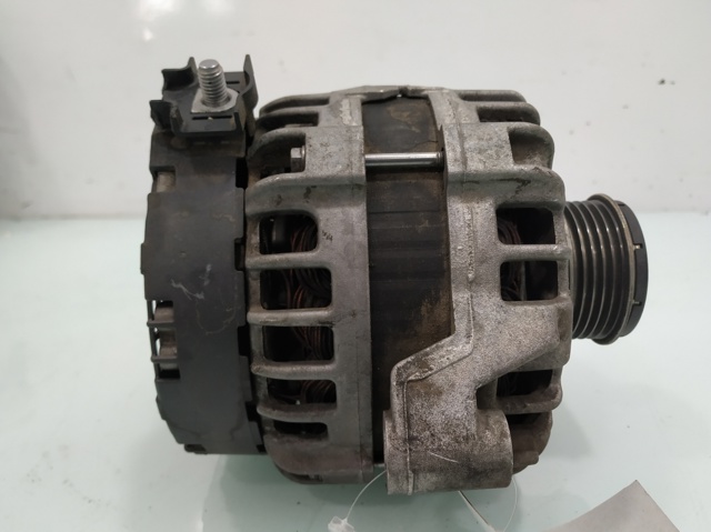 VOLVO 31288879 Генератор в наличии Львов