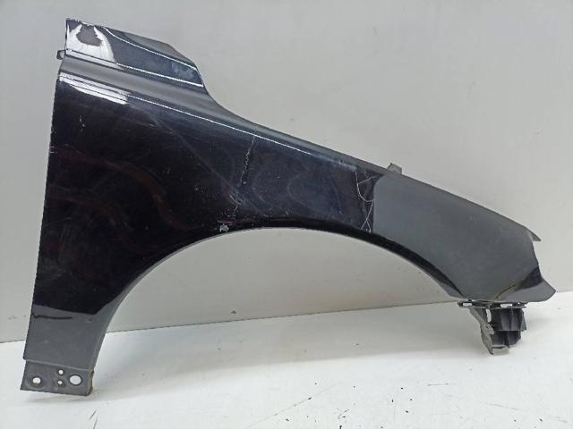 31294001 VOLVO Крыло переднее правое купить в Украина