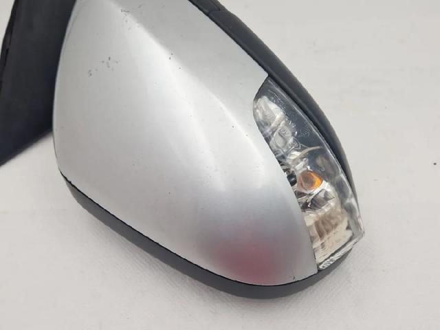 VOLVO 31297859 Правое зеркало в наличии Украина