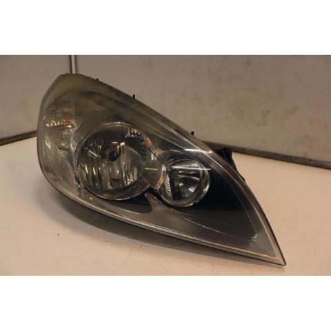 31299995 VOLVO Фара правая купить в Кривой Рог