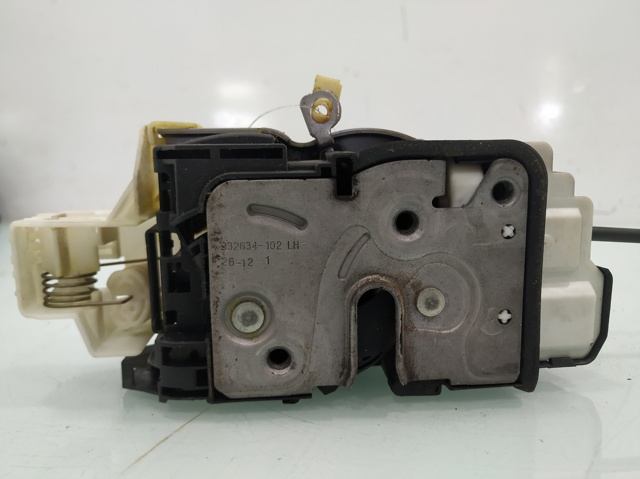 Fecho da porta dianteira esquerda Volvo V40 525, 526