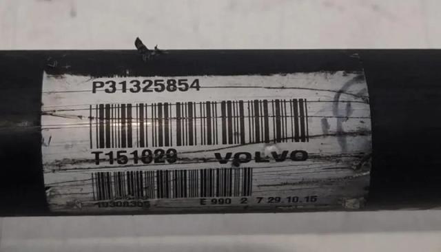 VOLVO 31325854 Полуось (привод) передняя правая в наличии Ужгород