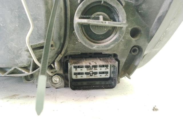 VOLVO 31335222 Правая фара в наличии Кривой Рог