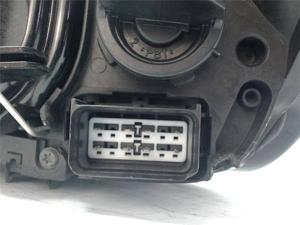31335222 VOLVO Фара правая купить в Львов