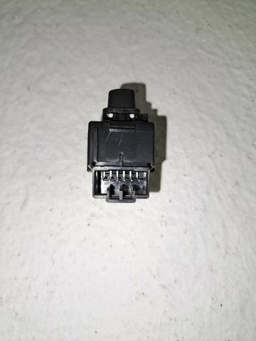 31343099 VOLVO Кнопка блокировки дверей купить в Сумы