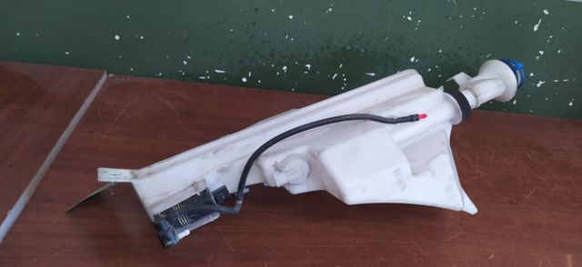 31349385 VOLVO Бачок омывателя купить в Павлоград