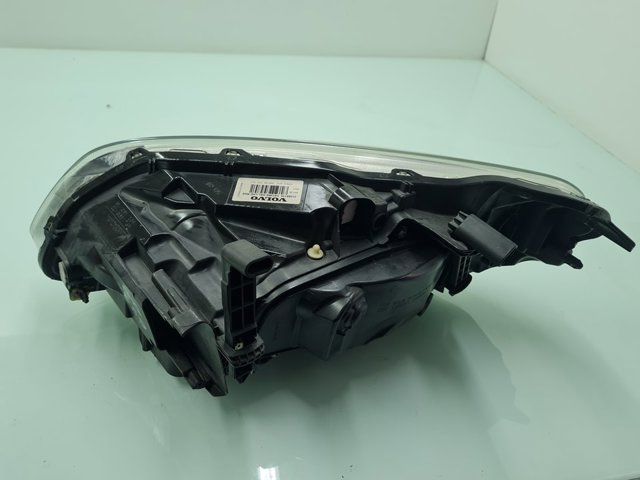 31358110 VOLVO Правая фара купить в Каменское