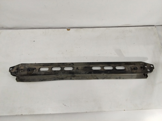 31368100 VOLVO Балка радиатора нижняя купить в Полтава
