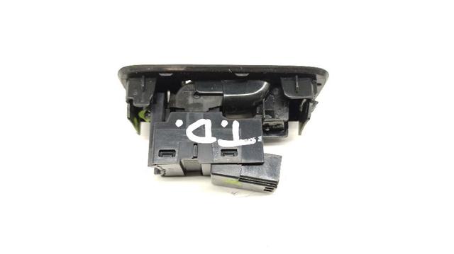 31394840 VOLVO Кнопка включения мотора стеклоподъемника задняя купить в Сумы