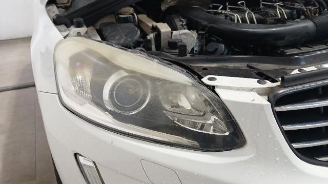 31395897 VOLVO Правая фара купить в Ирпень