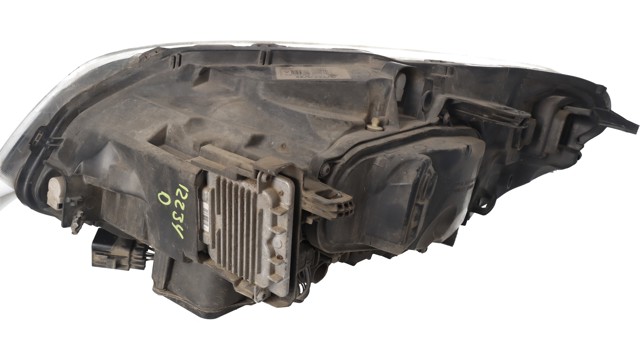 31395897 VOLVO Фара правая купить в Черновцы
