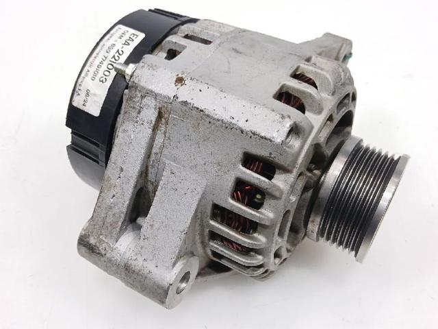SUZUKI 3140055L02 Генератор в наличии Киев