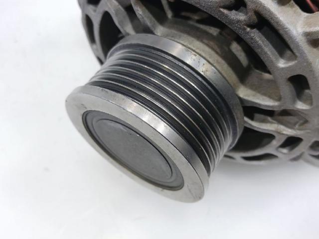 SUZUKI 3140055L02 Генератор в наличии Каменское