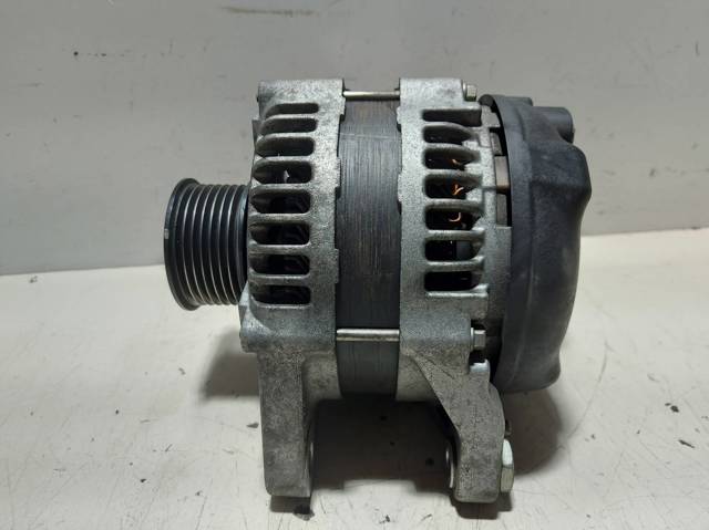 SUZUKI 3140067J00 Генератор в наличии Ровно