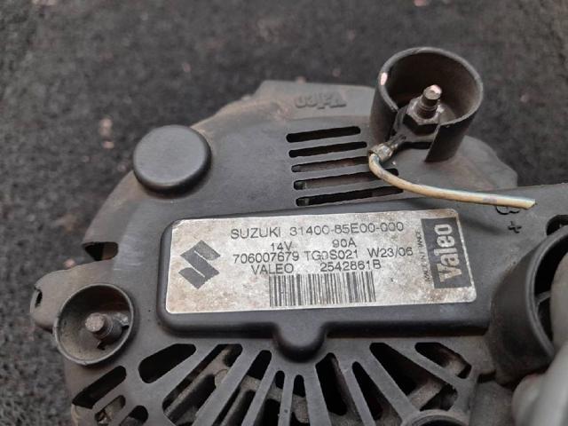 SUZUKI 3140085E00 Генератор в наличии Украина