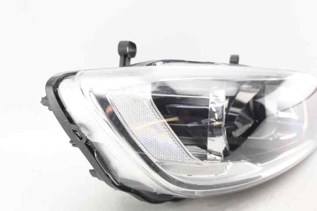 31420116 VOLVO Правая фара купить в Тернополь