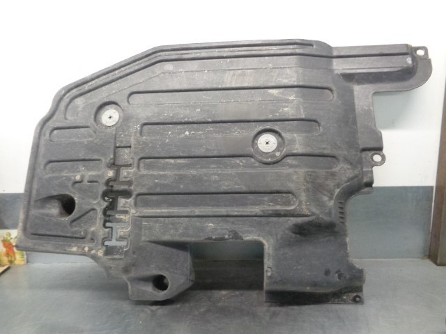 31420482 VOLVO Защита днища задняя левая купить в Ирпень