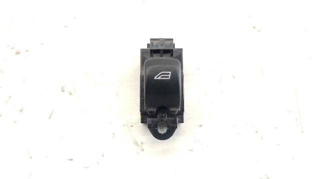 VOLVO 31433408 Кнопка стеклоподъемника передняя в наличии Украина
