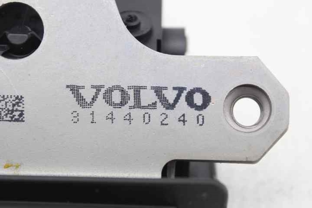 31440241 VOLVO Замок багажника купить в Житомир