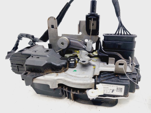 Fecho da porta dianteira esquerda Volvo V40 525, 526