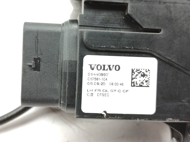 31440997 VOLVO Замок двери передней левой купить в Киев
