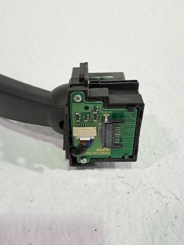 31456042 VOLVO Правый подрулевой переключатель купить в Павлоград