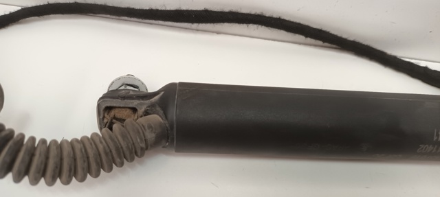 Amortecedor de tampa de porta-malas (de 3ª/5ª porta traseira) 31457610 VOLVO