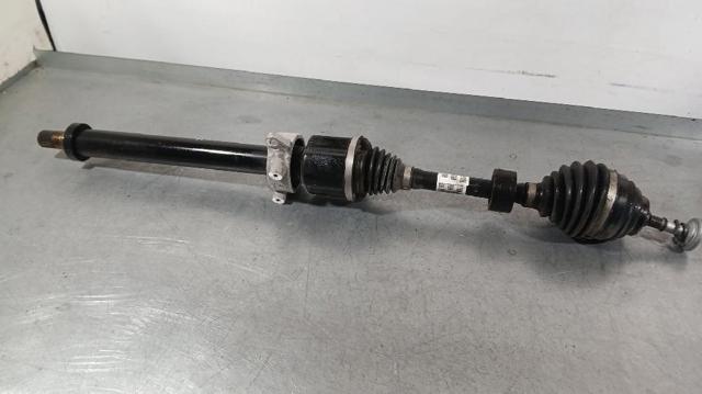 31605A2E058 BMW Правая полуось купить в Кривой Рог