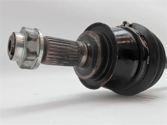 BMW 31607518237 Полуось (привод) передняя левая в наличии Запорожье