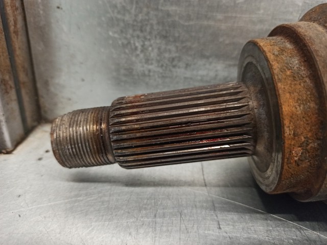 31607622884 BMW Правая полуось купить в Николаев
