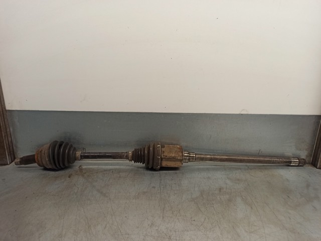 BMW 31607622884 Полуось (привод) передняя правая в наличии Сумы