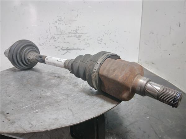 31608605467 BMW Полуось (привод) передняя левая купить в Полтава