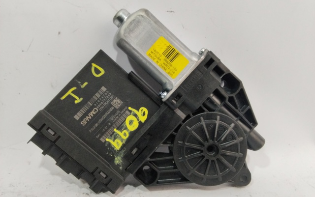 31674755 VOLVO Кнопка включения мотора стеклоподъемника передняя левая купить в Ирпень
