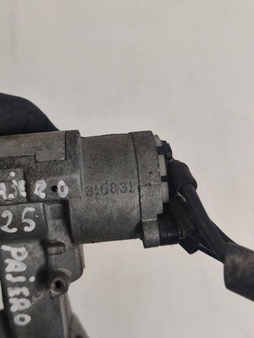 Fecho de ignição Mitsubishi Pajero 1 L04G