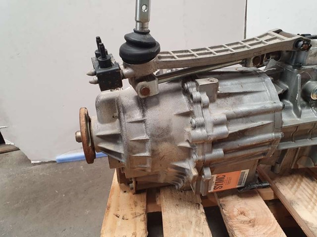 3200008011 SSANG YONG Раздатка купить в Одесса