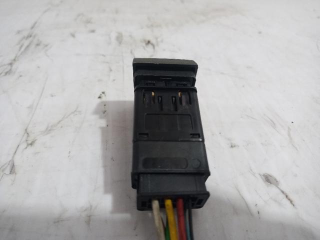 320050701R RENAULT Кнопка аварийки купить в Полтава