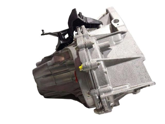 320100000R RENAULT КПП в сборе (механическая коробка передач) купить в Ирпень