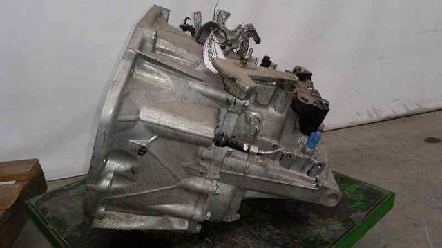 320103UB0B NISSAN КПП купить в Ровно