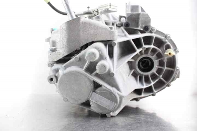 RENAULT 320105644R КПП в наличии Черкассы