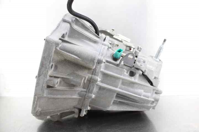 RENAULT 320105644R КПП в сборе (механическая коробка передач) в наличии Днепр