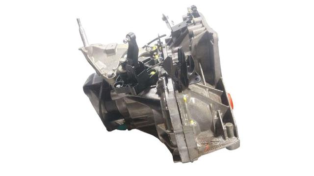 320107799R RENAULT Стартер купить в Каменское