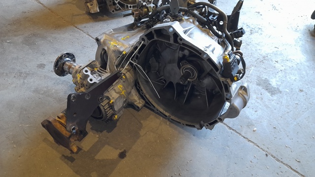 32010EQ06C NISSAN КПП в сборе (механическая коробка передач) купить в Запорожье