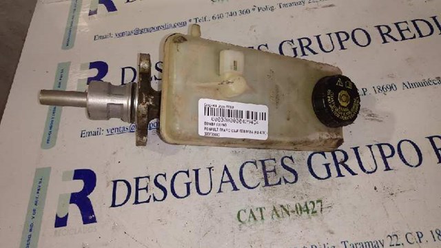 Cilindro mestre do freio 32067008C RENAULT