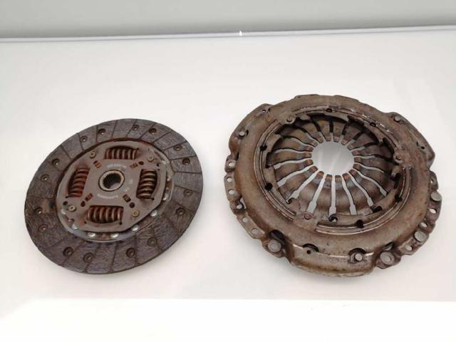 Disco de embraiagem 322034210 RENAULT