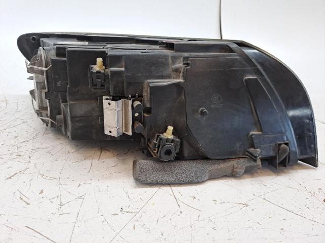 VOLVO 32206139 Левая фара в наличии Ровно