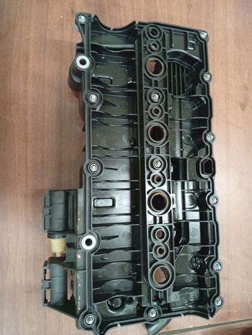 32213460 VOLVO Клапанная крышка купить в Хмельницкий