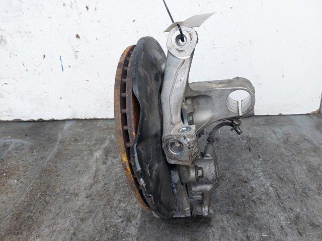 VOLVO 32221856 Цапфа (поворотный кулак) передний левый в наличии Винница
