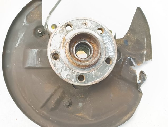 32221857 VOLVO Цапфа (поворотный кулак) передний правый купить в Черновцы